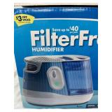 NEW in box Vicks Filter-Free Cool Mist Humidifier. Low maintenance, no filters to replace! Large 1-gallon tank runs 18-24 hours. Features a VapoPad heater for soothing menthol scent. Perfect for mediu