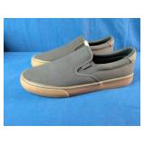 Brand New   Lugz Clipper Mens charcoal canvas slip-on sneakers with gum soles. Size 9