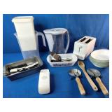 Large Lot of Kitchen Items