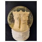 Department 56 "Deck the Halls" Musical Snow Globe