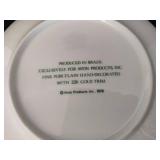 Avon Porcelain Hand Decorated 22K Gold Rim Dinnerware
