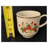 Avon Porcelain Hand Decorated 22K Gold Rim Dinnerware
