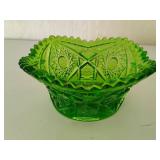 Vintage LE Smith Sawtooth Green Glass Bowl