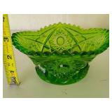 Vintage LE Smith Sawtooth Green Glass Bowl