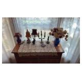(4) lamps; (2) vases; (1) amethyst