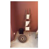 3 items of decor