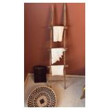 3 items of decor
