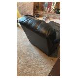 FLEXSTEEL Recliner H 40” x L 3’ x W 34”