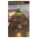 (2)Tiffany-style lamps