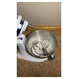 Kitchen Aid stand mixer