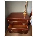 3-Piece Bedroom Suite Queen Anne Style cherry finish
