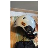Alpina Discovery boots; pants, gloves, socks; Pret Helmet
