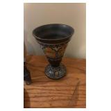 (9) Pottery pieces