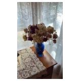 (4) lamps; (2) vases; (1) amethyst