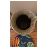 (9) Pottery pieces