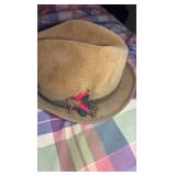 (8) Vintage hats