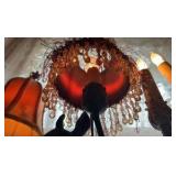 (4) lamps; (2) vases; (1) amethyst