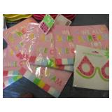 Sundae topping trays, plates and na...