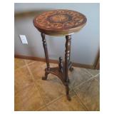 Vintage Decorative wood round side ...