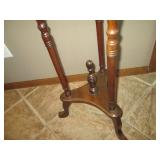 Vintage Decorative wood round side ...
