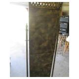 Decorative antique brass tone frees...