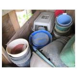 Lot of assorted planters in a varie...