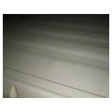 Unassembled Rubbermaid style snap t...