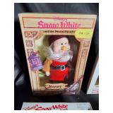 6 Disney Snow White And The Seven Dwarfs Doll Set ( five have their boxes)