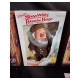 6 Disney Snow White And The Seven Dwarfs Doll Set ( five have their boxes)