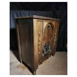 Vintage Fred Radio Wooden Console Cabinet