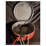 Amelia Earhart Round Hat Box Travel Case