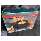 Rival Fondue Set, Spicy Shelf Organizer & Kitchen Gadgets (Lot of 5)