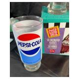 Coca-Cola Pepsi & 7UP Decorated Glasses (Lot of 8)