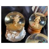 Assorted Snow Globes Mixed Lot