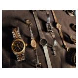 Mixed Lot Vintage Costume Jewelry & Watches