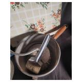 Mixed Vintage Kitchenware & Decor (Lot of 12)