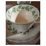 Mixed Vintage Kitchenware & Tin Decor