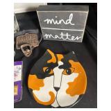 Mixed Home Decor, Books & Collectibles Assortment