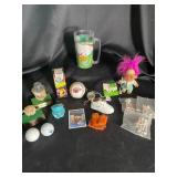 Mixed Golf Collectibles & Novelty Display Items