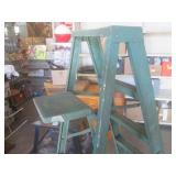 (FD) 6 Ft Aluminum Step Ladder Pain...