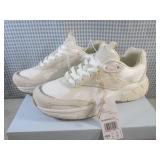 (CS) Pair of Women