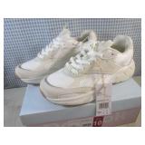 (CS) Pair of Women
