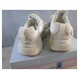 (CSB) Pair of Women