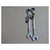 2 Gear Wrench Ratcheting Wrenches...