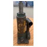 vintage hydraulic bottle jack