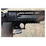 BB gun, BBs and magazines