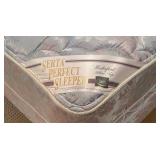 LL - Beautiful Vintage Queen Brass Bed