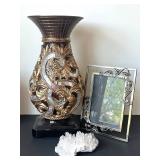 LR - Decorative Vase, Frames & Glass Accents (Lot of 7)