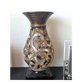 LR - Decorative Vase, Frames & Glass Accents (Lot of 7)