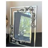 LR - Decorative Vase, Frames & Glass Accents (Lot of 7)